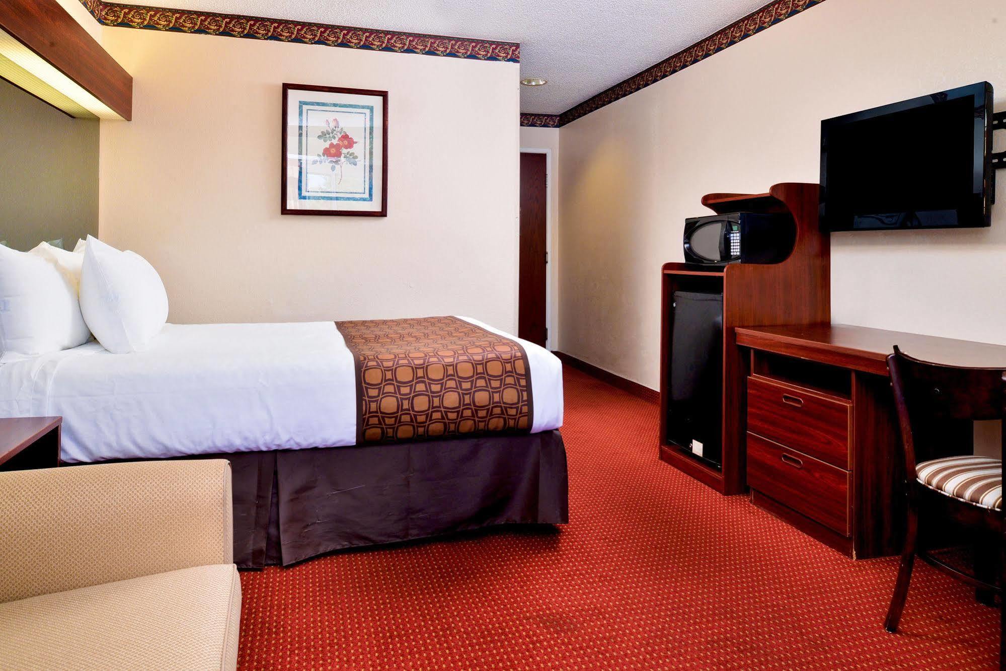Microtel Inn & Suites By Wyndham Savannah/Pooler Esterno foto