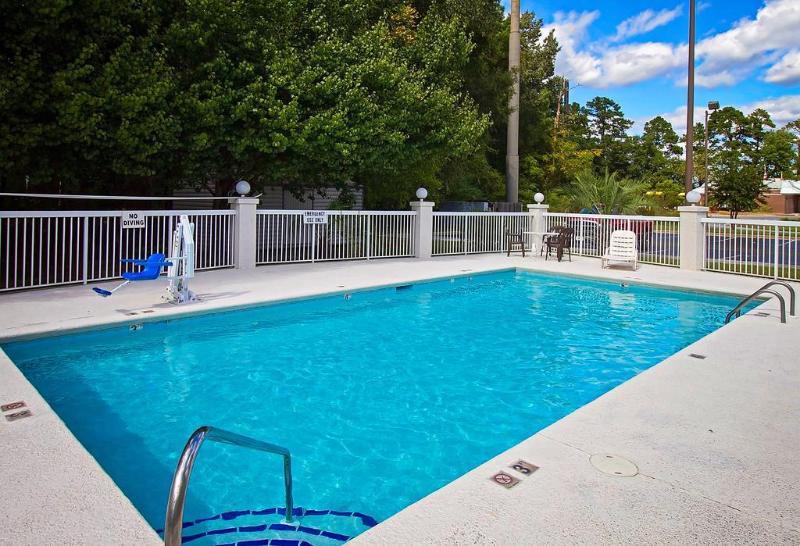 Microtel Inn & Suites By Wyndham Savannah/Pooler Esterno foto